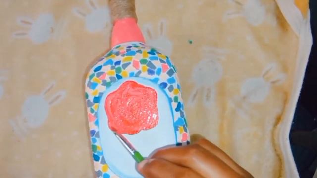 Simple and gorgeous bottle art| Easy DIY| Easy for beginners| Step by step details смотреть онлайн