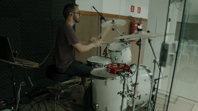 DRUM COVER - TE AGRADEÇO / GRANDE É O SENHOR / ABRA OS OLHOS DO MEU CORAÇÃO - SAMLIBERATO смотреть онлайн