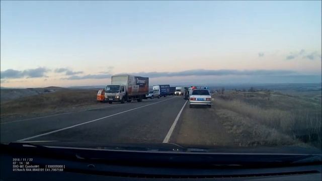 Ветер по дороге Ставрополь-Сенгилеевское. 22.11.2016 смотреть онлайн