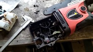 Нет подачи масла на цепь электропилы/Как решить проблему за 15 минут