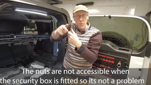 Land Rover Defender 110 Gun Case / Security Box Demo + Fitting