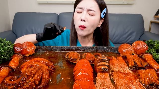 불닭 ? 랍스터 테일 문어 오징어 팽이버섯 먹방 & 레시피 Lobster Octopus Enoki Mushrooms Seafood Boil Mukbang ASMR Ssoyoung