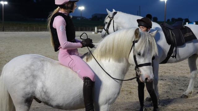 RIDING DARES!!! 4 PONIES (AND A SPICY POPCORN!)