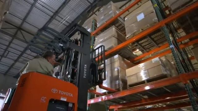 Складcкая техника Toyota смотреть онлайн
