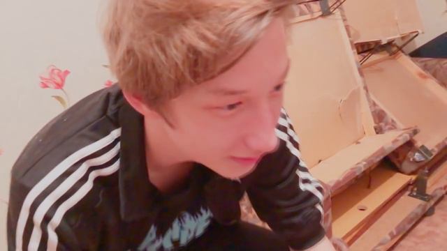 Я календарь переверну - а там 8 марта. смотреть онлайн