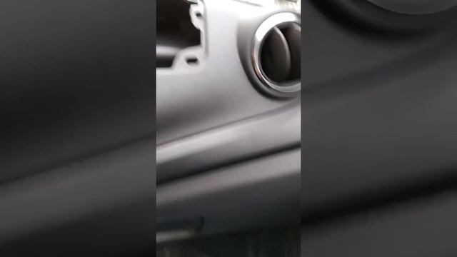 куда прятана антенна гранты Fl