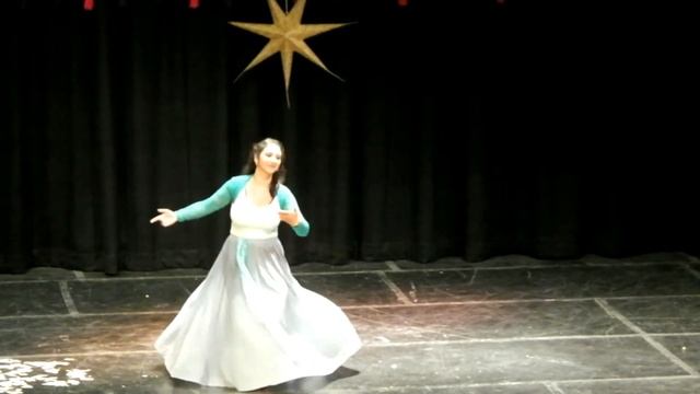 Natasha Bradley Persian Dance "Zendegi" смотреть онлайн