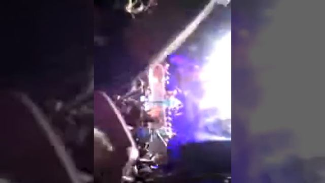 Pain - Three Days Grace смотреть онлайн