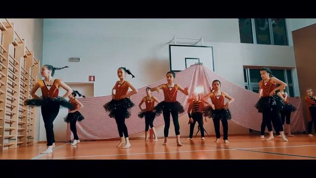 The Greatest Showman | "Come Alive" - A.S.D. Il Girasole ( modern junior 3 ) смотреть онлайн