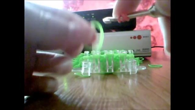 DIY:как плести осьминога из резинок на станке монстер тэил смотреть онлайн