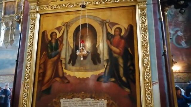Успенский собор изнутри, Свято-Троицкая Сергиева лавра, 02 мая 2021г. смотреть онлайн