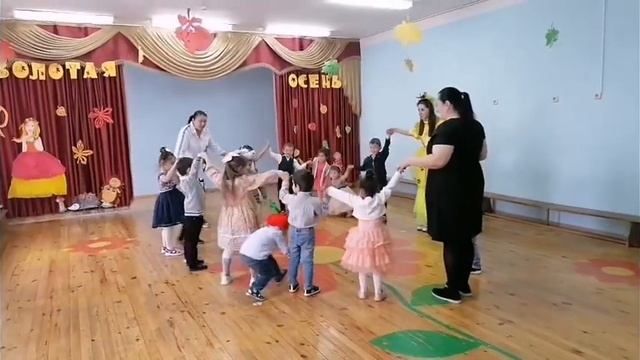 Золотая Осень - утренник в средней группе 9 ноября 2022 г. смотреть онлайн