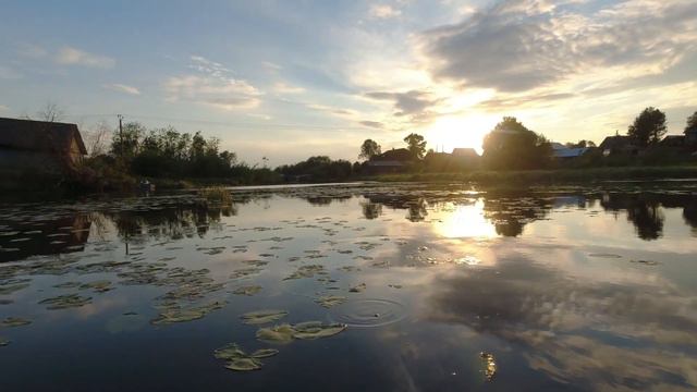 РЫБАЛКА НА ОКУНЯ И КРАСНОПЕРКУ смотреть онлайн