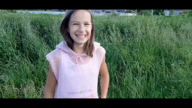 Жилет с капюшоном, паутинка.