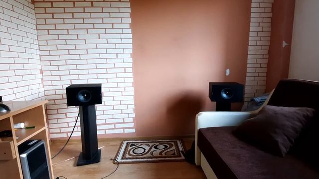 Kef q150 bookshelf speakers , sound demo смотреть онлайн