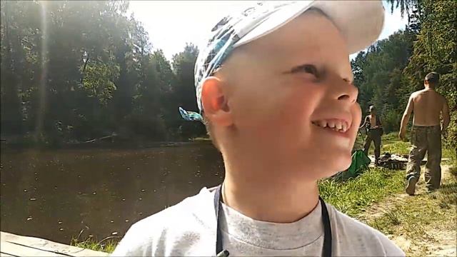 Рыбалка на карпа юного рыбака. Улов в 20 карпов за полдня. Клёвое место, лосиный остров смотреть онлайн