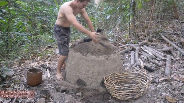 Primitive Technology Pit and chimney furnace
