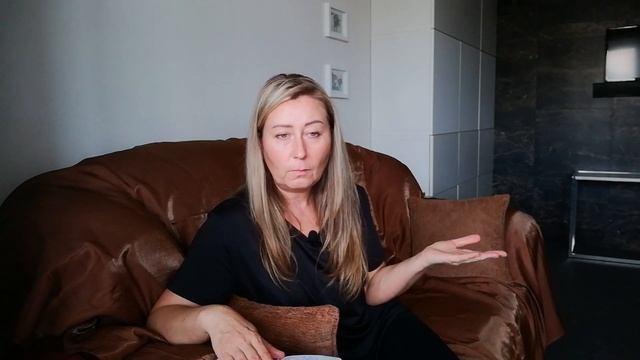 МИНИМАЛИЗМ / ПОЧЕМУ МЫ ЖИВЕМ НА СВАЛКЕ? смотреть онлайн