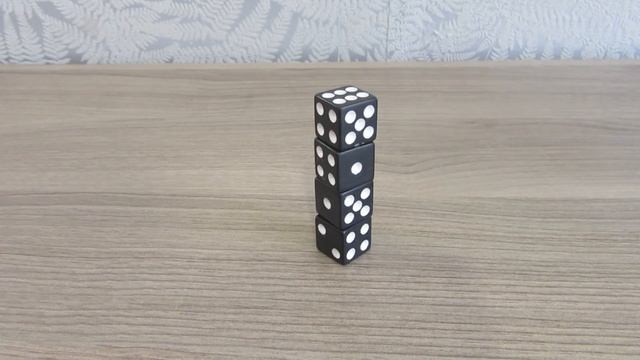 СКОЛЬКО ТОЧЕК на нижней грани игрального кубика ? смотреть онлайн