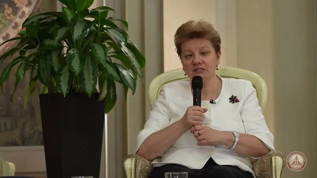 Проект «Говорим». Церковнославянский язык и современность. Встреча с Ларисой Ивановной Маршевой смотреть онлайн