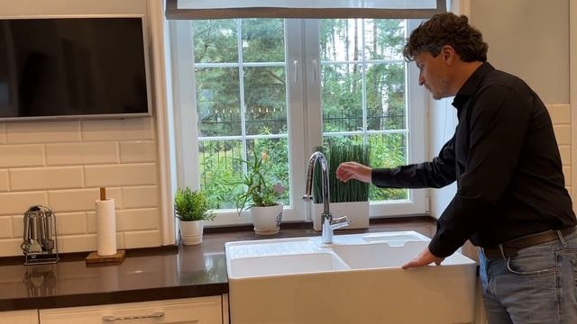 Обзор красивого дома с великолепным камином. смотреть онлайн