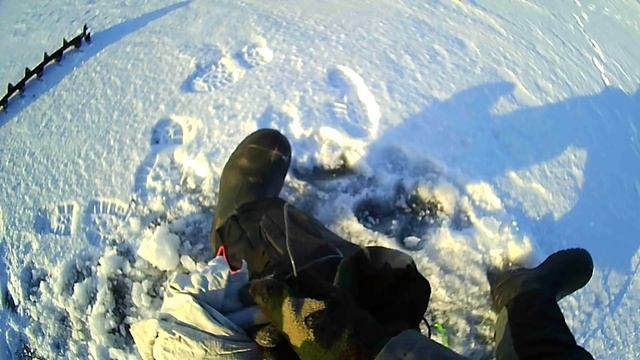 Поисковая зимняя рыбалка на автомобиле. За крупным судаком… смотреть онлайн