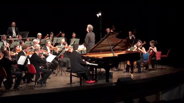 SCHUMANN Piano Concerto op 54 (1) смотреть онлайн
