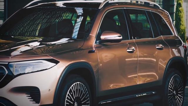 Премиальный Электрический кроссовер Mercedes Benz EQB