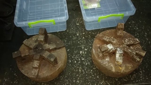 удаляем ржавчину с токарного патрона ч1 смотреть онлайн