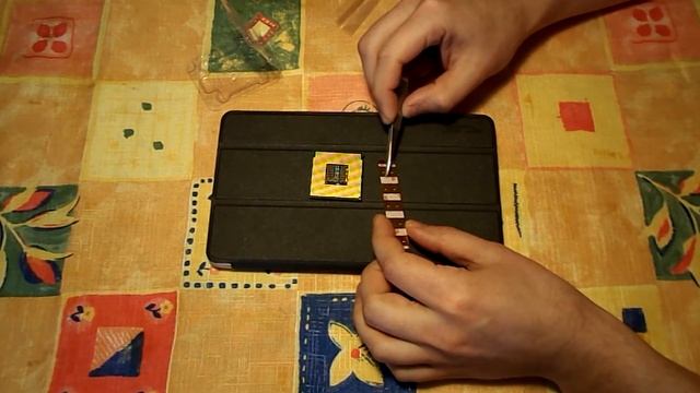 Клеим адаптер 771 под 775