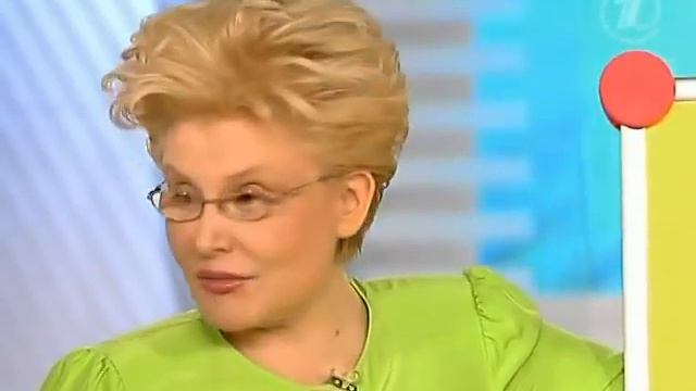 Полезней некуда. Готовим салат со сгущенкой смотреть онлайн