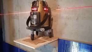 Как легко закрепить нивелир. Крепление лазерного уровня в любом месте.