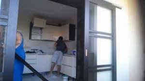 Врезка ручек Armadillo в двери купе