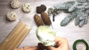 Новогодняя композиция своими руками | Красивая зимняя композиция с цветами из фоамирана | DIY