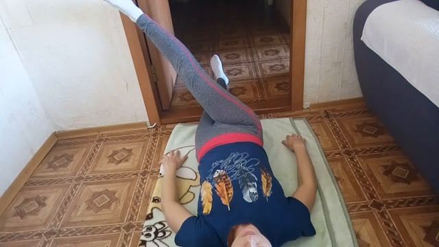 Сверлящая боль в ногах.Сделайте так и вы спокойно уснете! смотреть онлайн