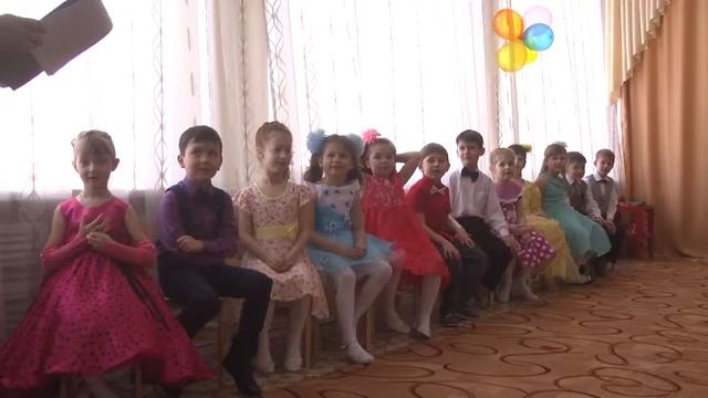 8 марта 2018 " Детский сад №8 Вишенка" г Ртищево смотреть онлайн