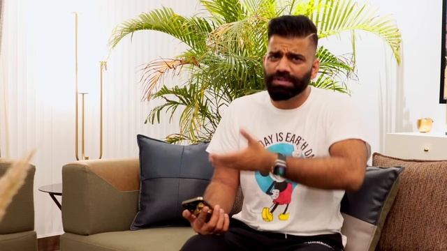 #278 Sunday Tech Masala - New EV Coming, MacBook Vs GalaxyBook?, Boring Phone?...#BoloGuruji??? смотреть онлайн