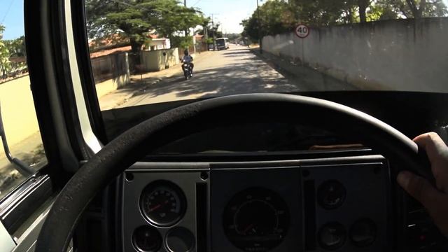DIRIGINDO CAMINHÃO 3/4 CARGO 815 ‹ André Santos › смотреть онлайн