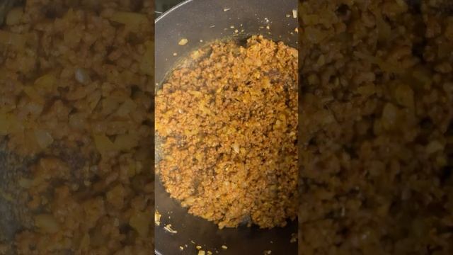 30-Minute Sausage & Tortellini Soup! #souprecipe #tortellinisoup #30minutemeal