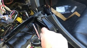 Мercedes W203: Замена радиатора печки (отопителя) салона.