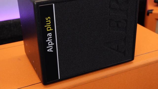 AER Alpha Plus Acoustic Amplifier - Overview & Demo смотреть онлайн