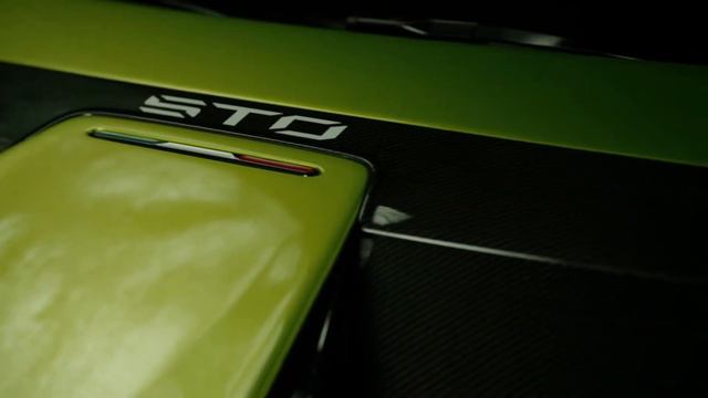 Ducati Streetfighter V4 Lamborghini смотреть онлайн