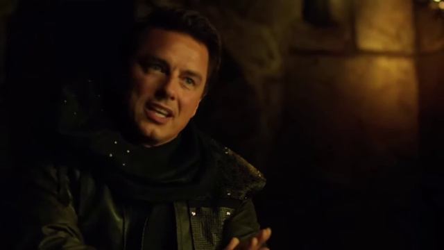 The Flash Saves Team Arrow From the League of Assassins | Arrow Scenes смотреть онлайн