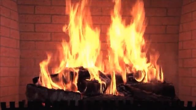 Горящий камин с треском дров. Смотреть вечно. смотреть онлайн
