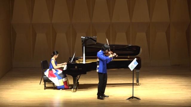 Bartok: Romanian Folk Dances, Sz. 56 - 6. Aprózó / Mărunțel (Fast Dance) смотреть онлайн