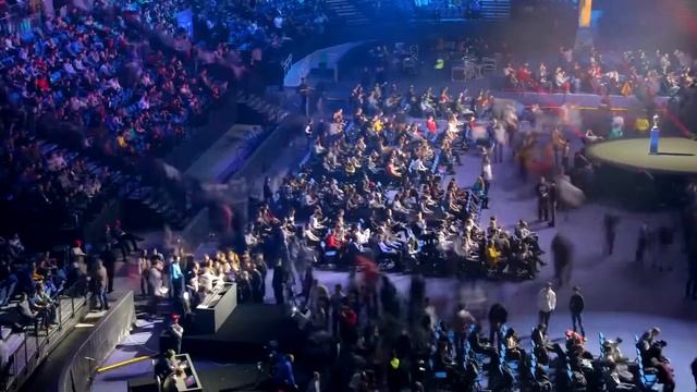 Мейджоры Здесь - Dendi & 9Pasha (песня о белорусских фанах) смотреть онлайн