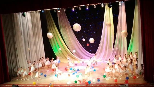 Шоу балет Алиса "Дети солнца", группа " Солнышки" 2018 смотреть онлайн