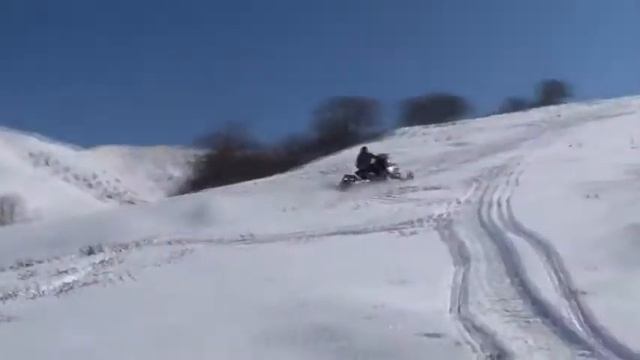 прыжки на снегоходе смотреть онлайн