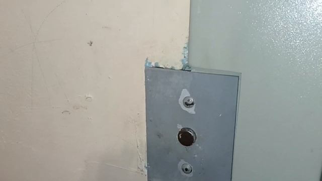 Лифт (Могилëвский-1994 г.в.) V=0,71м/с, Q=400кг (г. Екатеринбург).