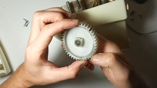 Ремонт электромясорубки Optimum RK 0513 смотреть онлайн